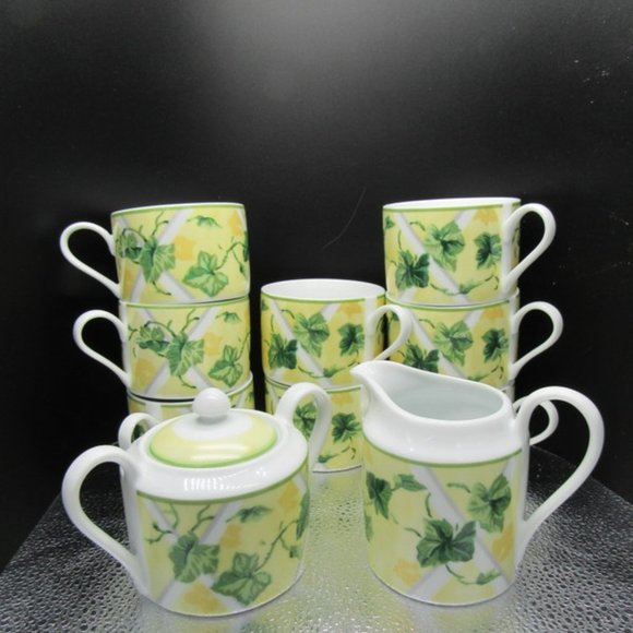 Vintage set of 8 coffee/tea mugs with sugar and creamer. - Picture 2 of 6